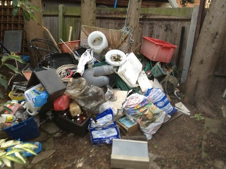 Sorting items for garage clearance